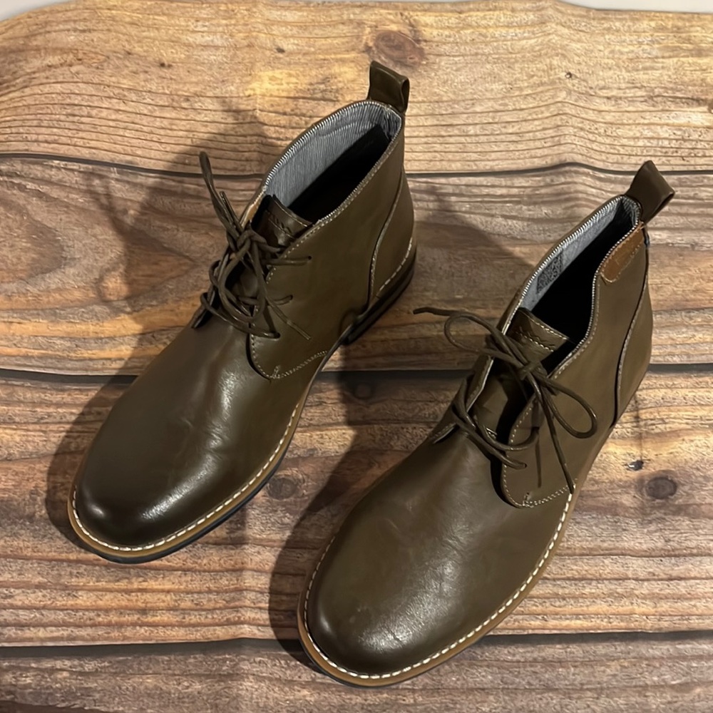RW Chukka Boots